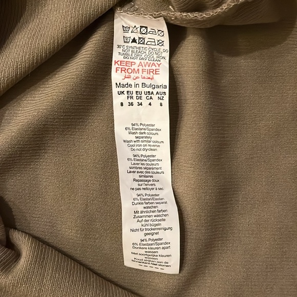 Prettylittlething Taupe Soft Rib Plunge Ruched Sleeve Bodycon Dress Size 8 - Picture 7 of 7